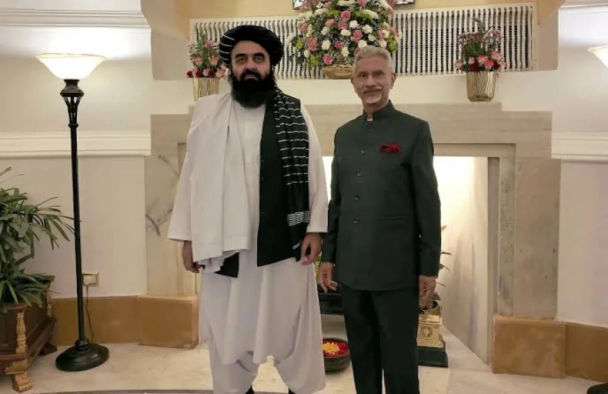 अफगानिस्तान के विदेश मंत्री अमीर खान मुत्तकी की भारत यात्रा: रिश्तों का नया दौर और 2021 की पुरानी यादें