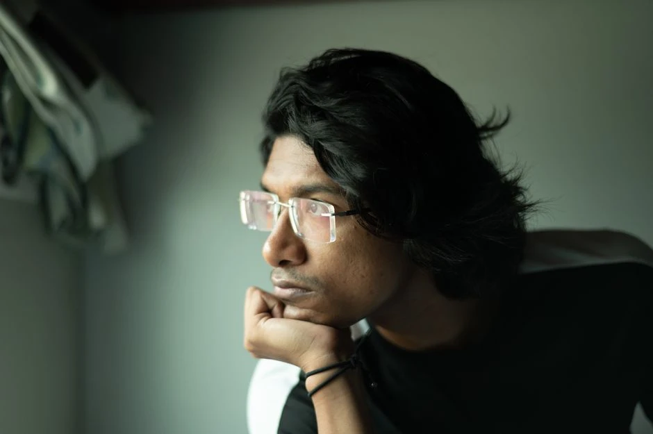 ग़म की आहट: Furkan S Khan की दर्द भरी ग़ज़ल